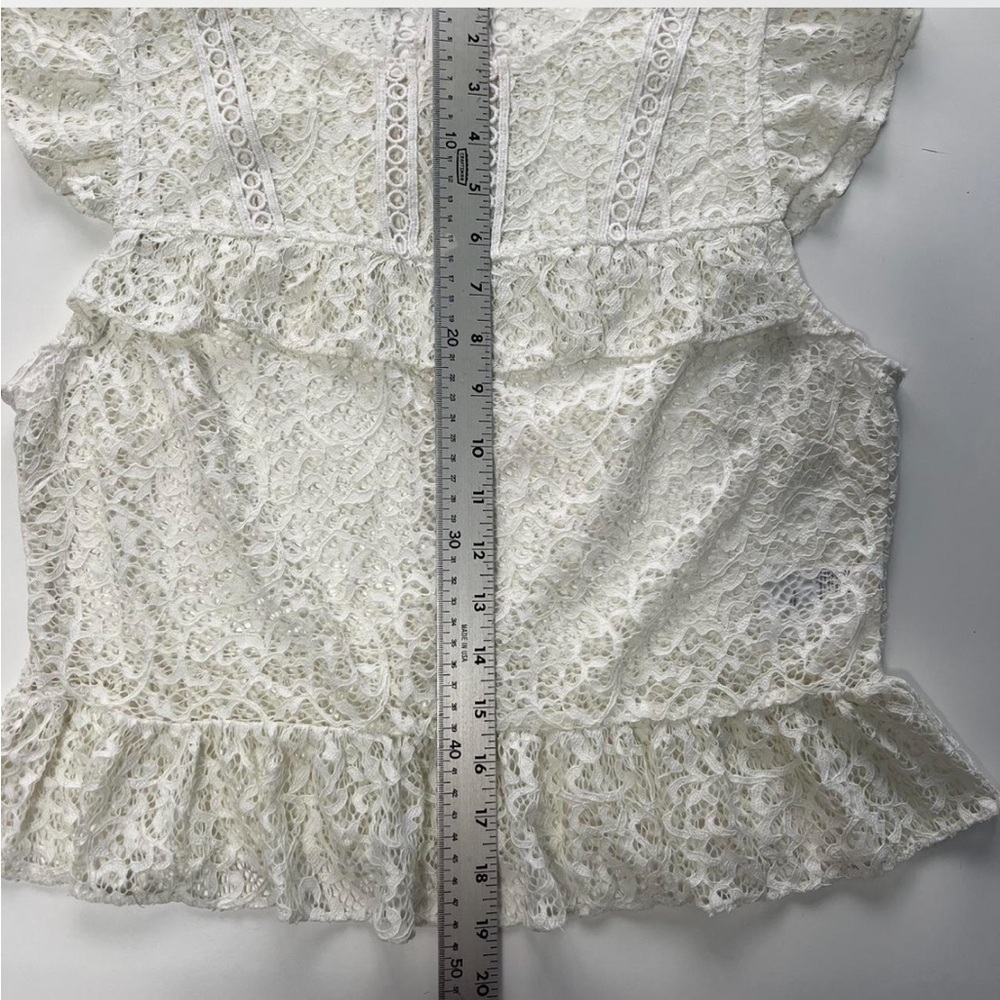 bebe Lace Ruffle Blouse Size Medium - Picture 8 of 9